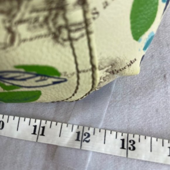 Relic by Fossil Printed Handbag - Picture 10 of 15